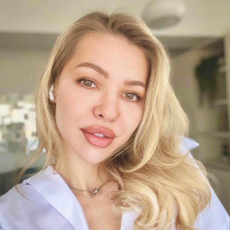 larissa-sfait-astralumira-photo